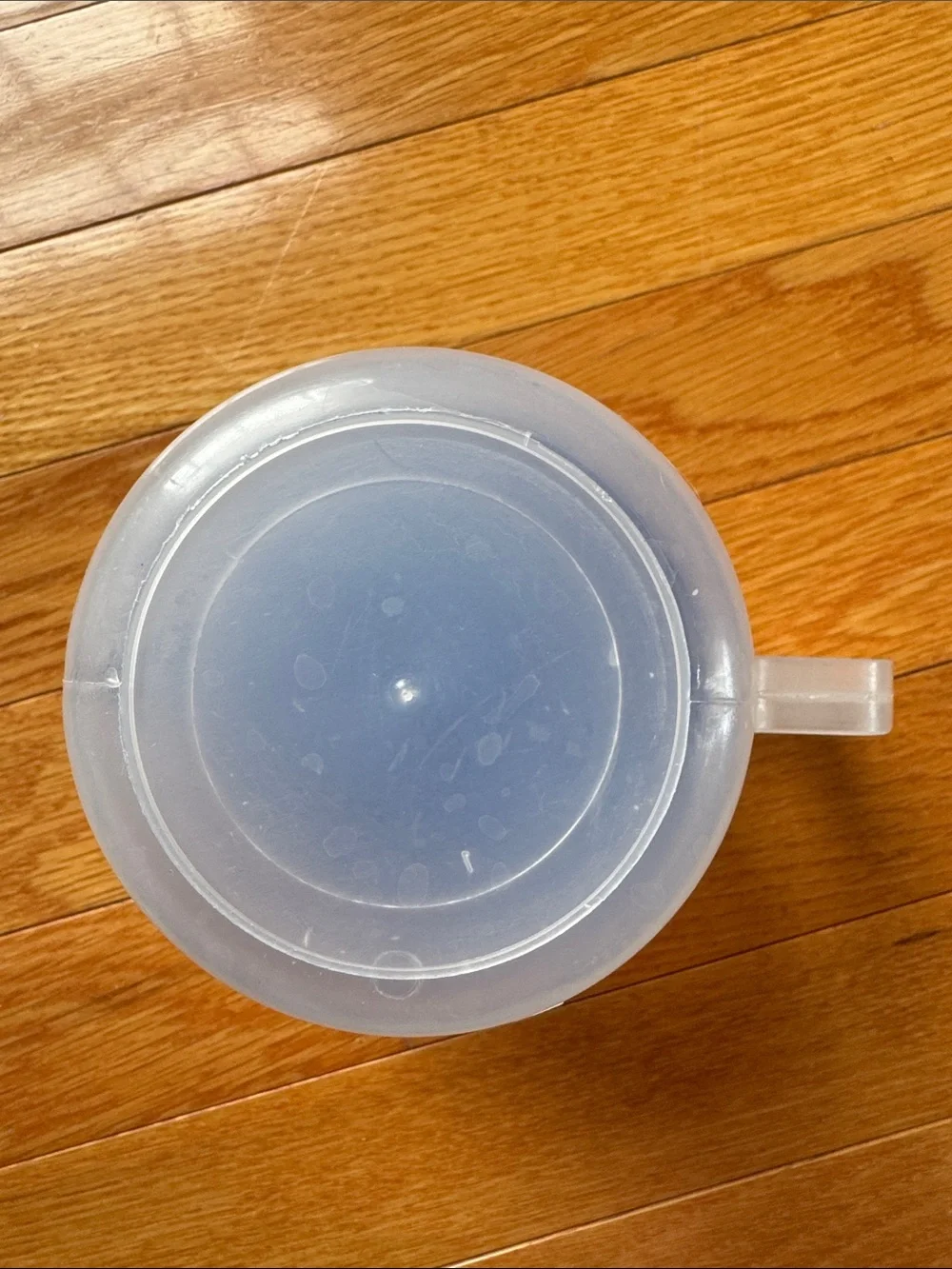 Vintage Plastic Measuring Pitcher with Blue Lid Graduated Mixing Pitcher